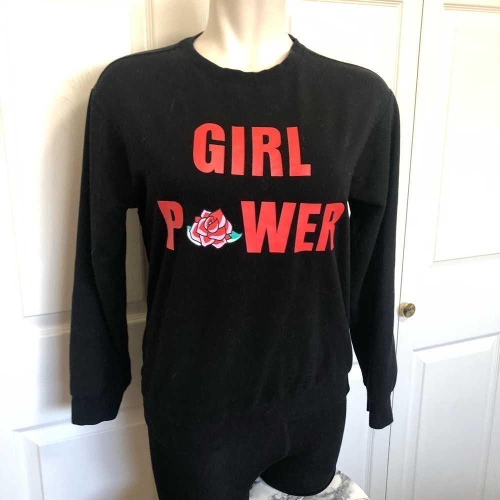 Boutique brand girl power long sleeve top sz.L